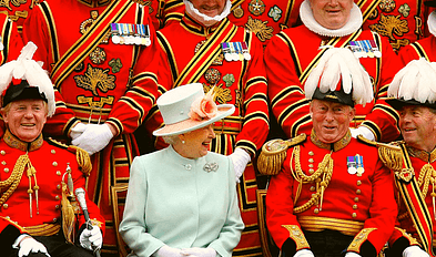 QE2
